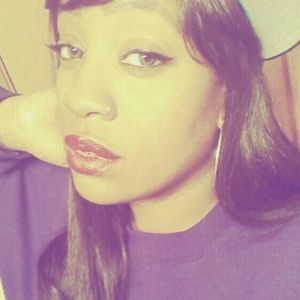 Meet your Posher, Jonni